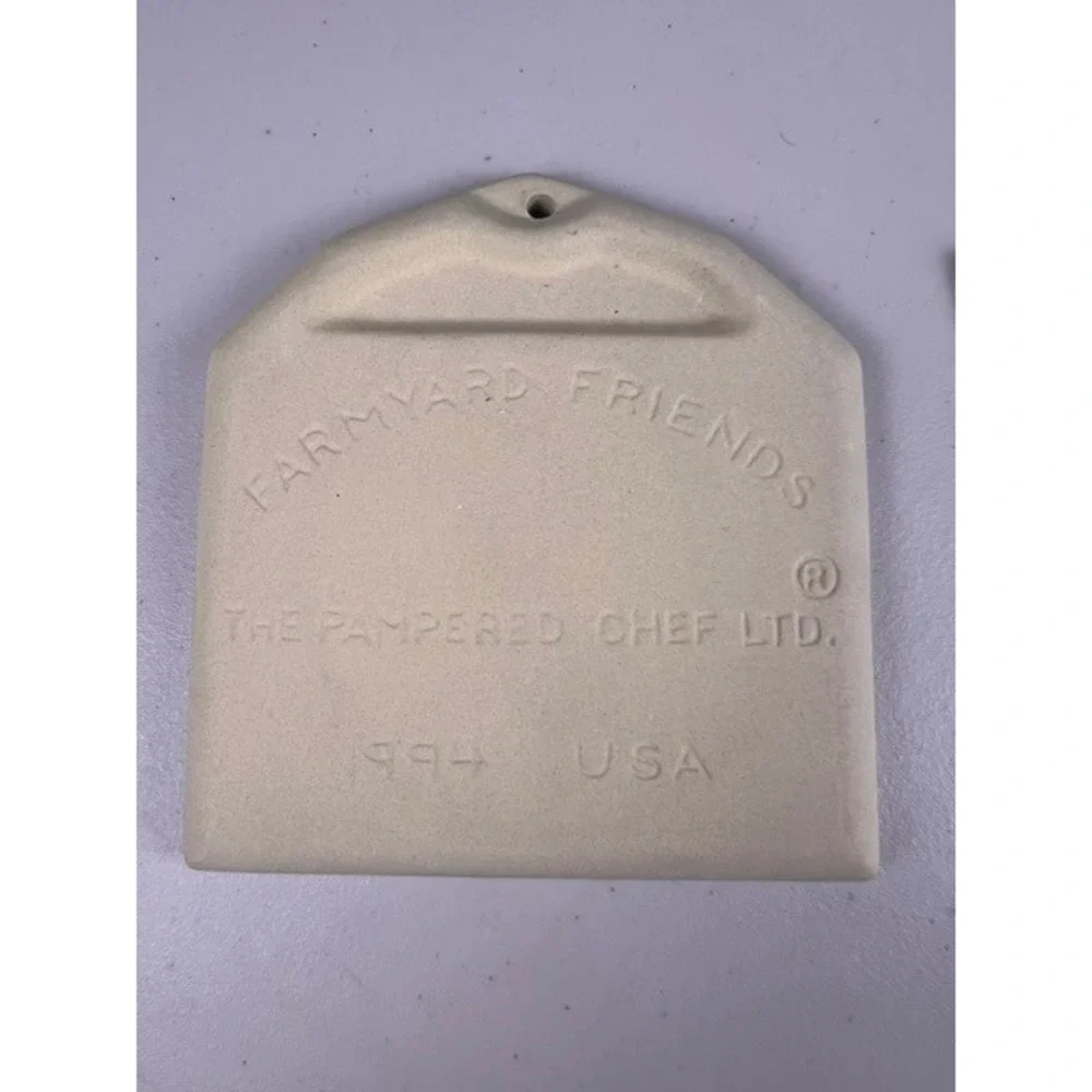 Pampered Chef Farmyard Friends Clay Cookie Mold Barn Animals 1994 USA Vintage